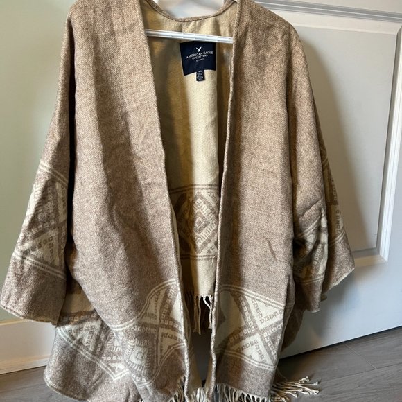 Boho Poncho - American Eagle - Picture 2 of 2